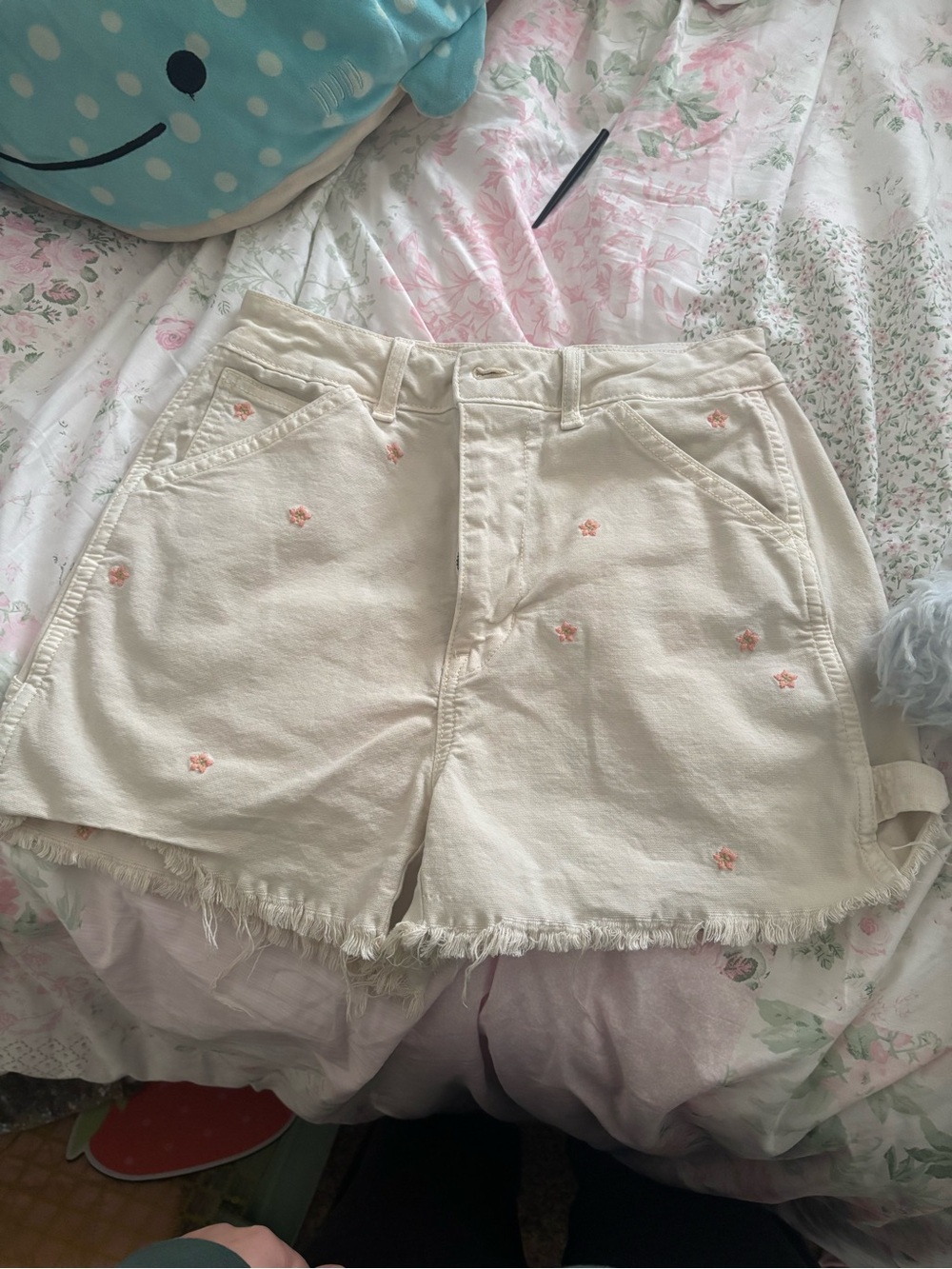 American Eagle Outfitters Cream Shorts with Pink Embroidery